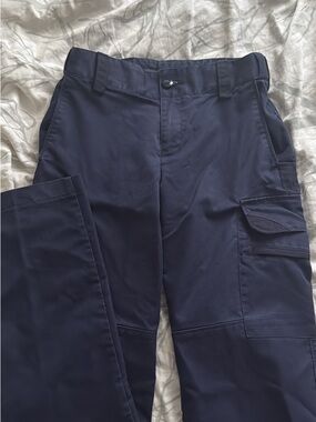 Low rise Navy Cargo Pants